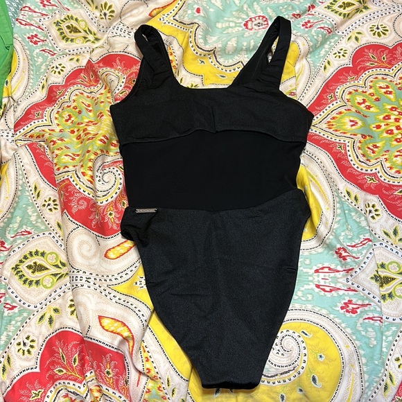 Buffbunny vitamin sea swimsuit - Picture 2 of 5